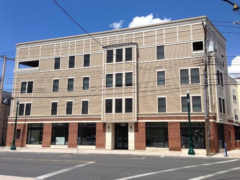 525 Union St Unit 200, Schenectady, NY 12305 Apartment for Rent in