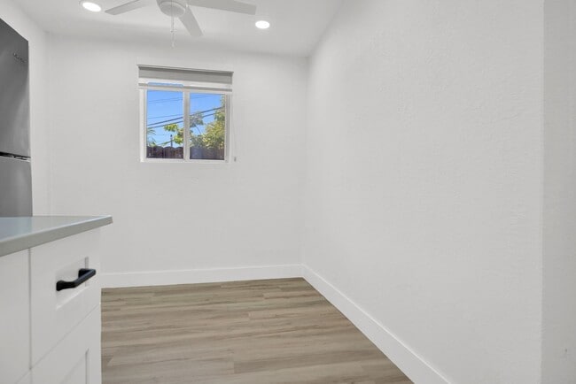 Foto del edificio - 210 Beacom Blvd