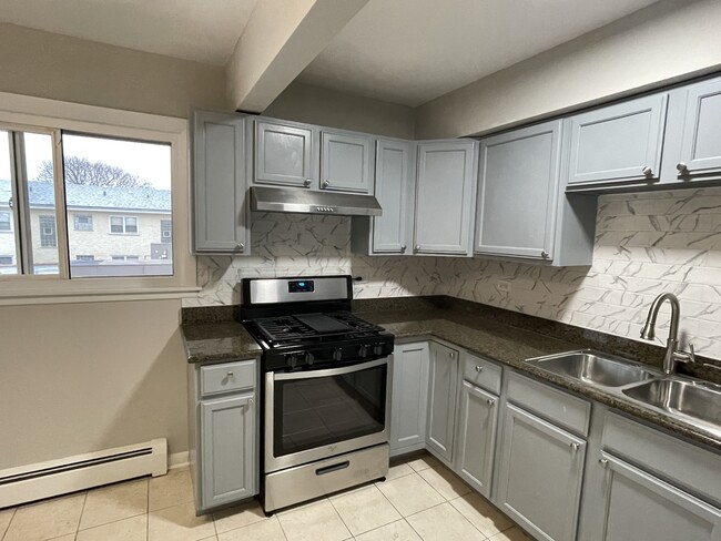 Kitchen - 7812 W 26th St