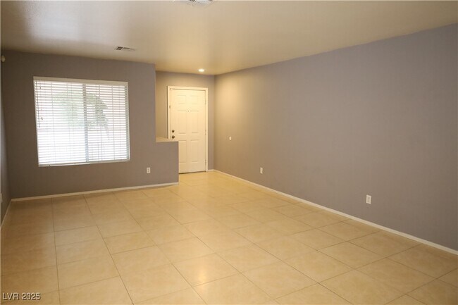 Foto del edificio - 1830 Vista Pointe Ave