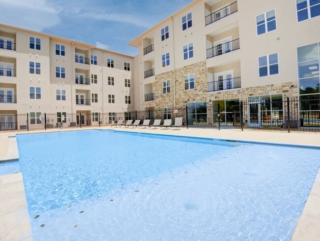 Building Photo - Apartment for Rent