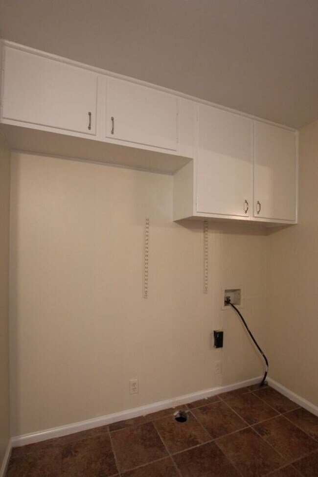 Building Photo - Charming 3 bedroom Home in Tyler ISD!