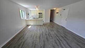 Building Photo - 46 Penetang St