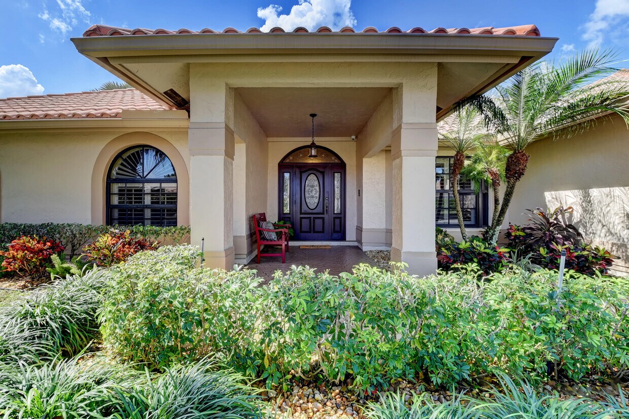Foto principal - 4761 NW 28th Ave