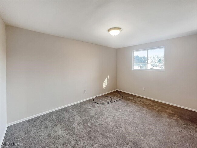 Foto del edificio - 209 Elmer Ave