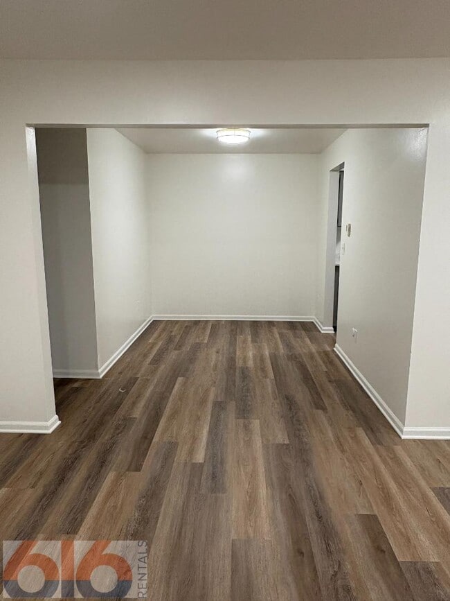 Foto del edificio - 630 56th St SE