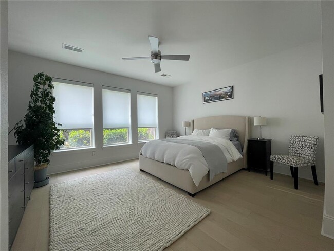 Foto del edificio - 28111 Harper Creek Ln