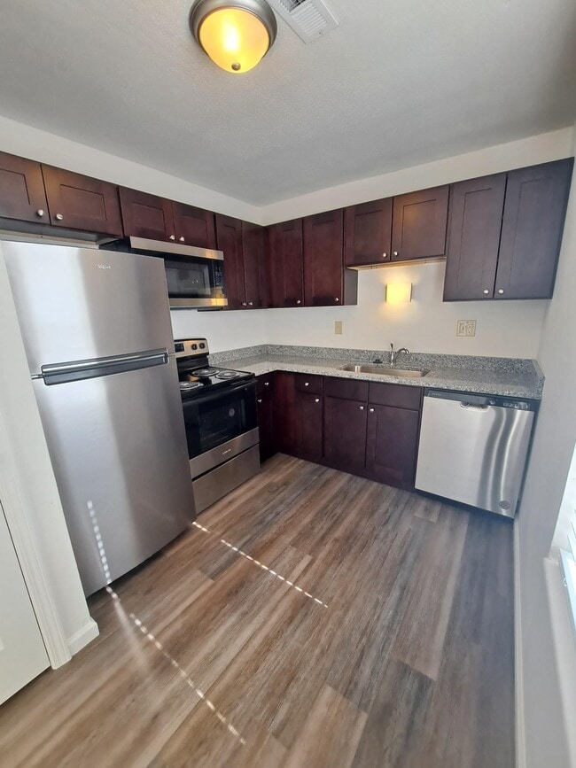 Building Photo - Autumn Ridge Apartments