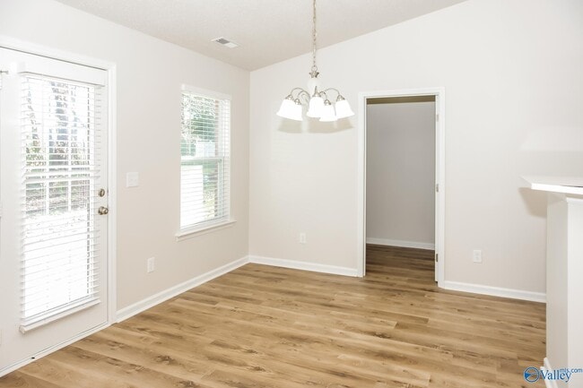 Building Photo - 146 Carillo Ln