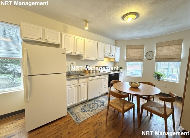 Foto del edificio - 840 Huntington Ave