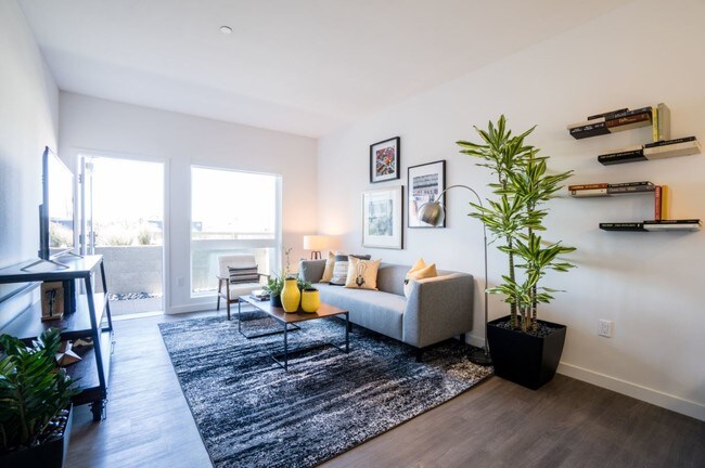 Bell Uptown District Apartments Oakland, CA