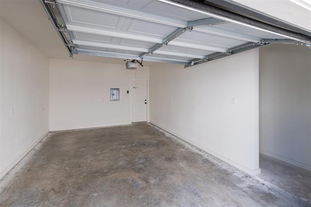 Building Photo - 1139 Kings Hwy