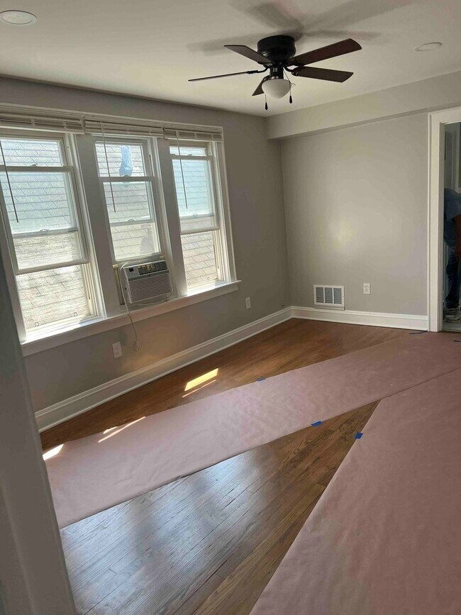 Foto del edificio - 10434 S Wentworth Ave
