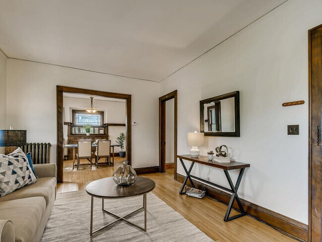 unit 2 living room1 - 3101 Humboldt Ave S