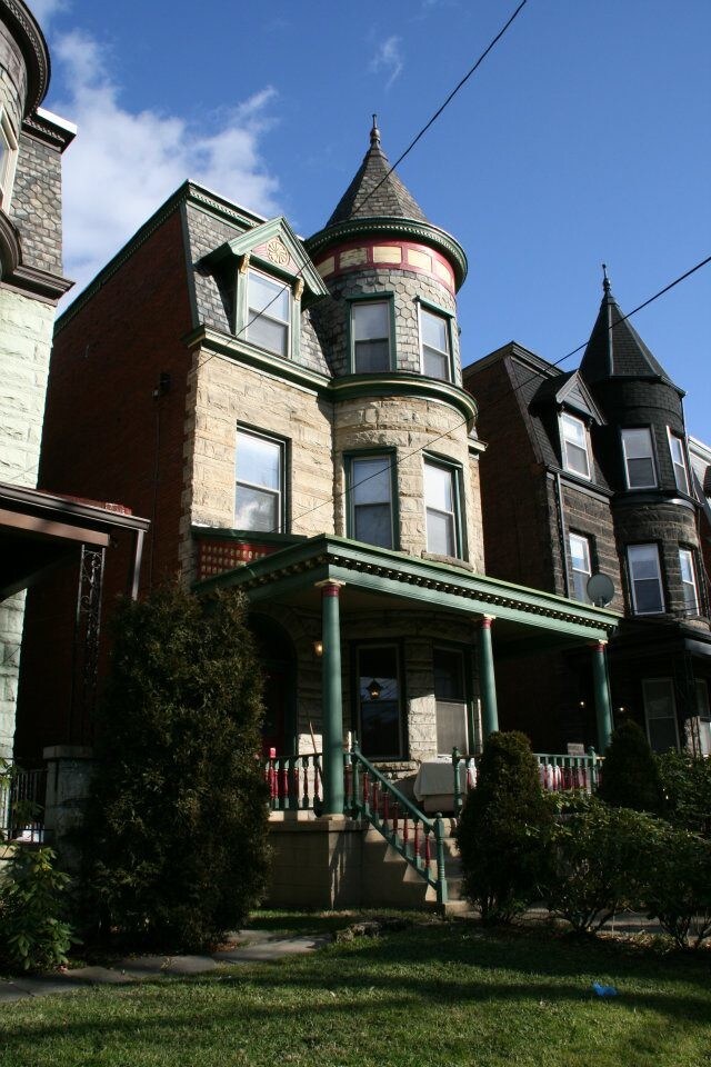 Foto del edificio - 629 S Negley Ave