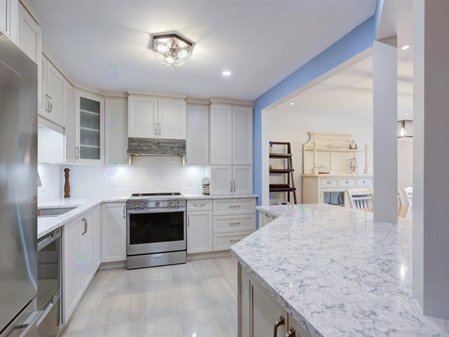 Building Photo - 186 Rue Victor-Beaudry
