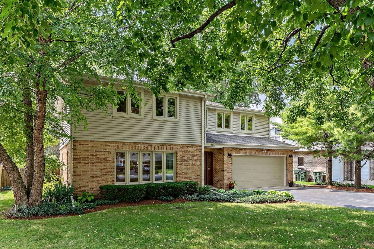 1736 Evergreen Ln, Park Ridge, IL 60068 House Rental in Park Ridge