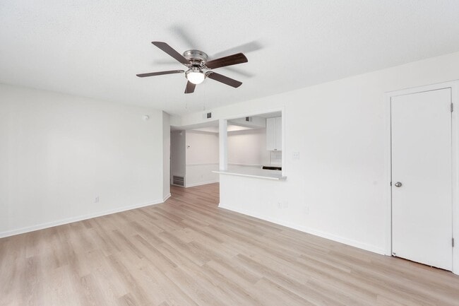 Building Photo - Northridge Apartments