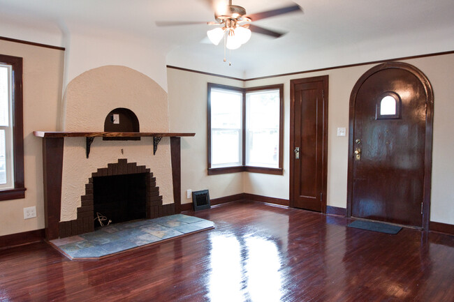 Foto del edificio - Turn of the Century Bungalow