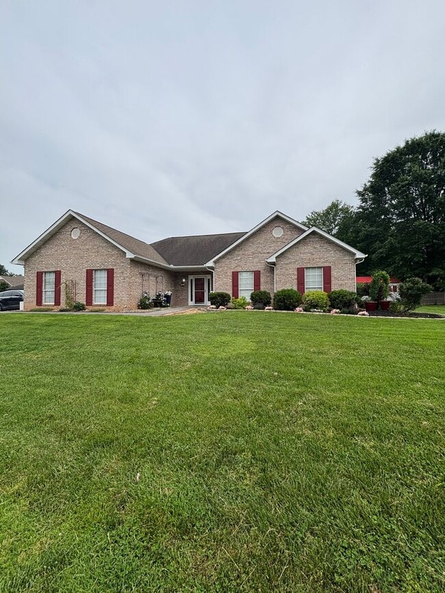 Maryville Rancher - Maryville Rancher House