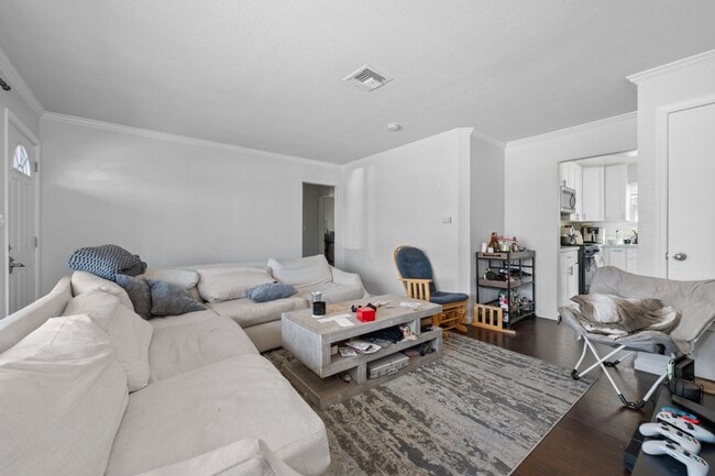 Building Photo - Major improvements coming before move in!