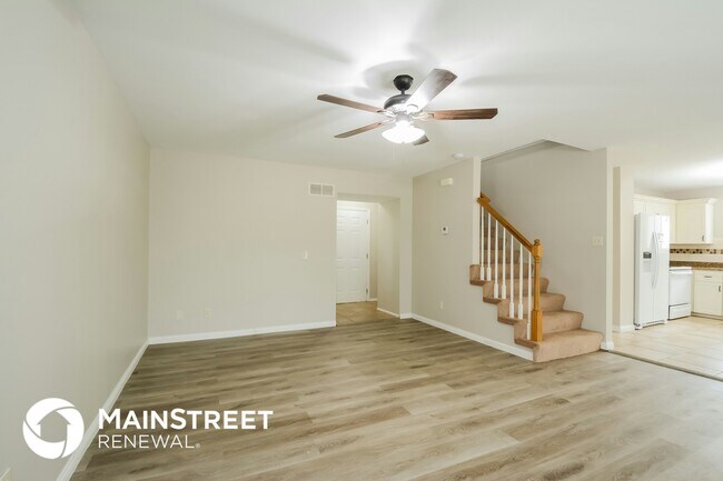 Foto del edificio - 1017 Providence Pointe Dr