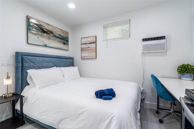 Foto del edificio - 975 SW 10th St