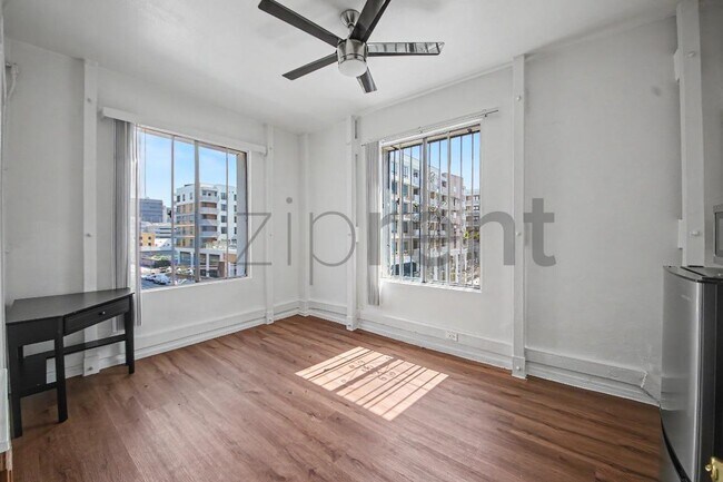 Foto del edificio - Unit 406