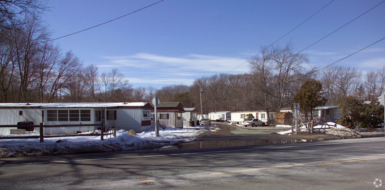 Building Photo - 1540 Broadway