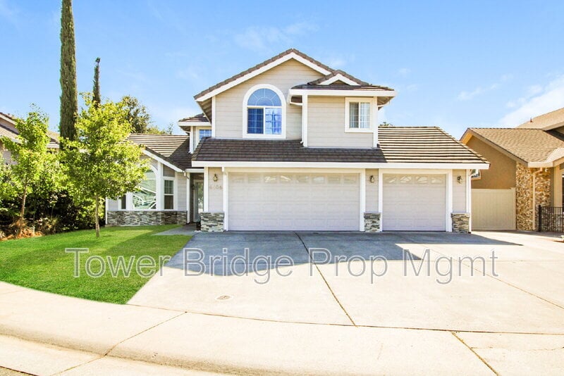 Foto principal - 6606 Raywood Ct