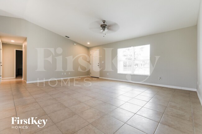 Building Photo - 12061 Helicon Ave