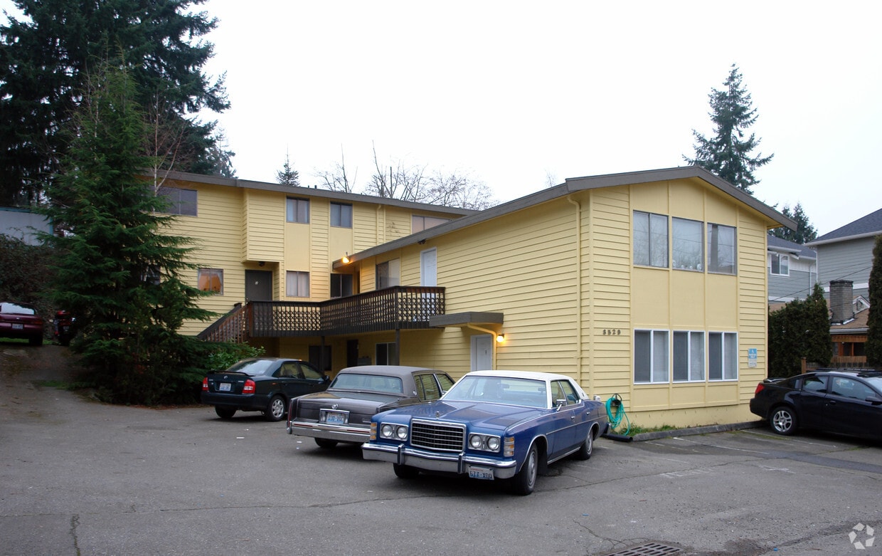Building Photo - 8529 23rd Ave NE