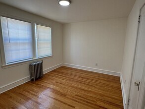 Building Photo - 1505 Bywood Ave