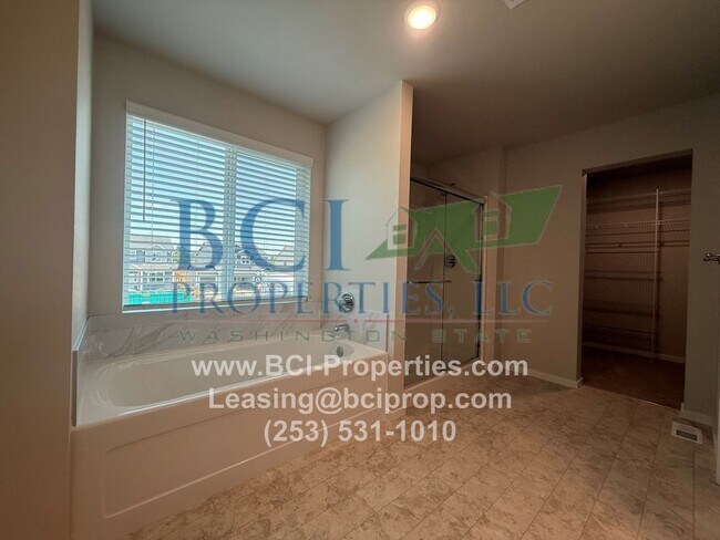Building Photo - Welcome home to this Brand New 4 Bedroom h...