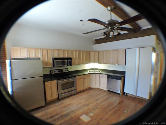 Foto del edificio - 325 Lafayette St