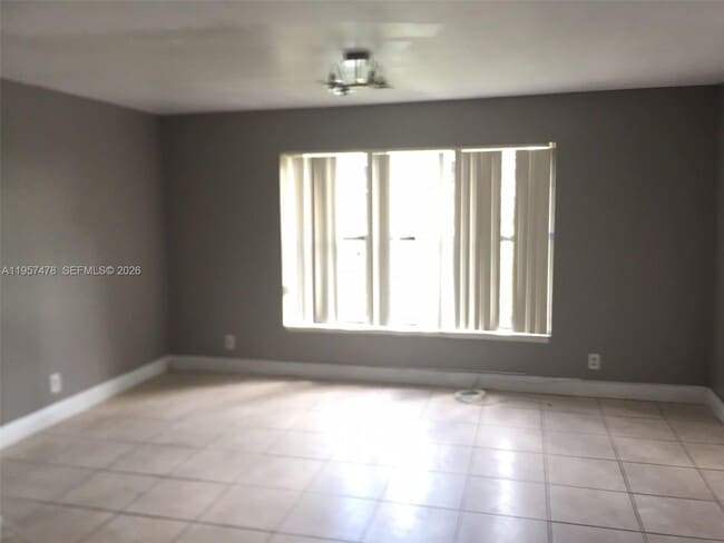 Foto del edificio - 4090 NW 88th Ave