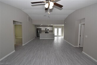 Building Photo - 3718 Donahue Ave