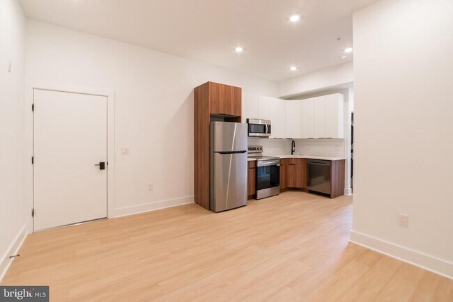 Foto del edificio - 4408 Lancaster Ave