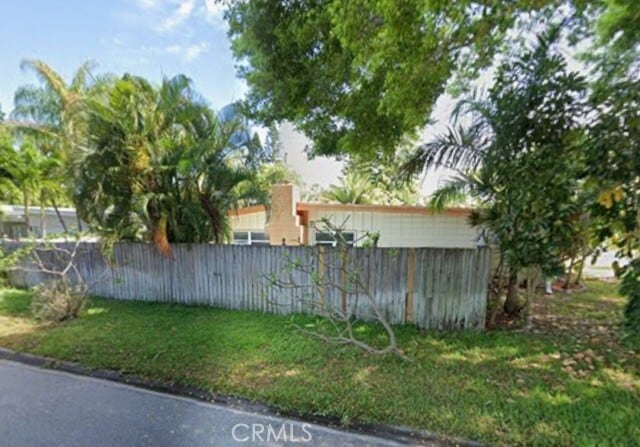 Building Photo - 6903 Shore Dr S