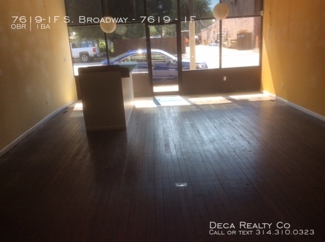 Building Photo - Office/Retail Space for Rent