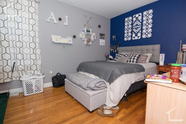 Foto del edificio - 5 Bedroom