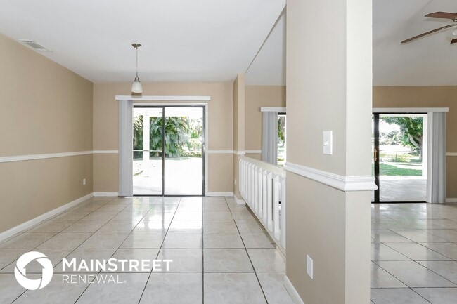 Building Photo - 6621 Fort Pierce Blvd