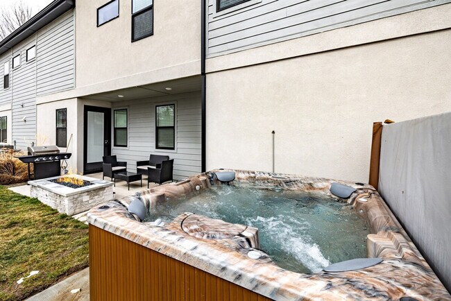 Foto del edificio - 1530 S Denver Ave