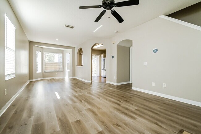 Foto del edificio - 10456 Blackmore Dr