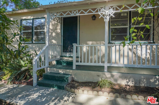 Building Photo - 4164 Stansbury Ave