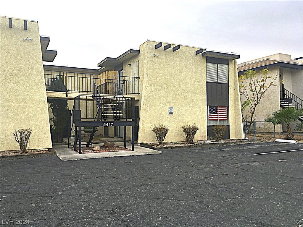 5447 Retablo Ave Unit 1, Las Vegas, NV 89103 Condo for Rent in Las