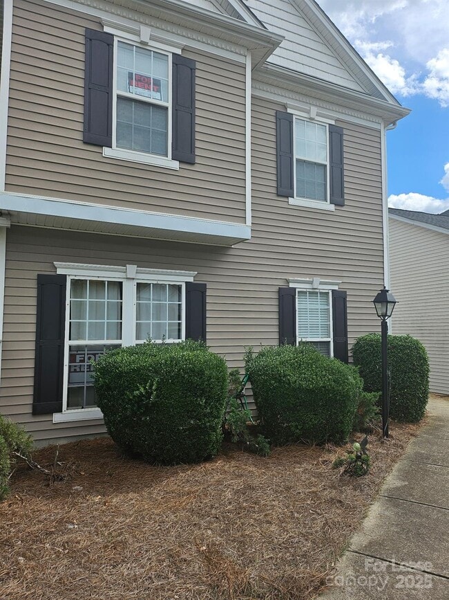Building Photo - 14722 Lions Pride Ct