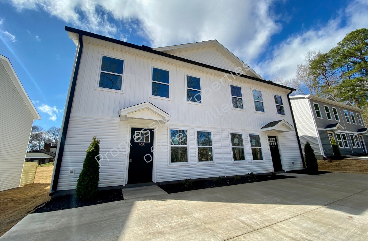 626 Tanner Rd, Taylors, SC 29687 Townhome Rentals in Taylors SC