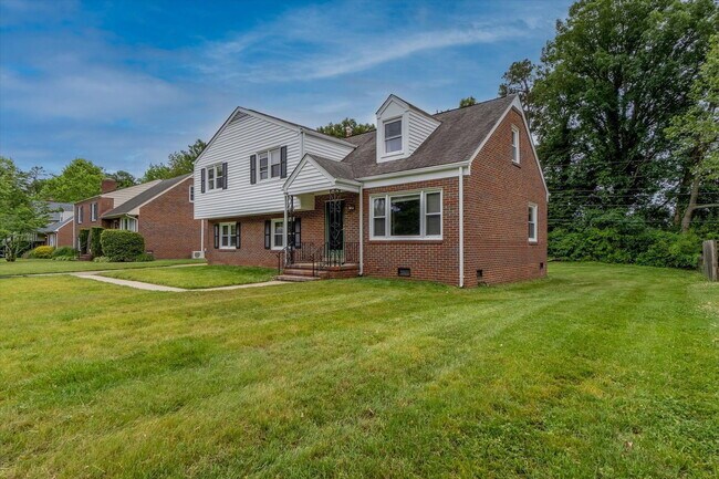 Building Photo - 8407 Pamela Dr