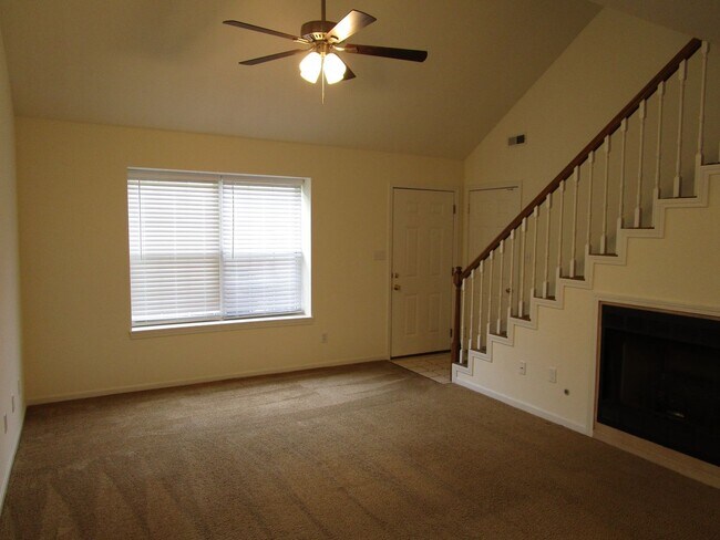 Foto del edificio - 3538-3540 Prescott Dr.
